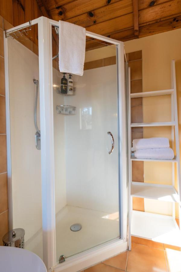 Supacute Character Cottage, Wifi, Sky Tv, Spa Bath, Spa Bath, Dble Kayak And Possibly A Car! Palm Beach Екстериор снимка